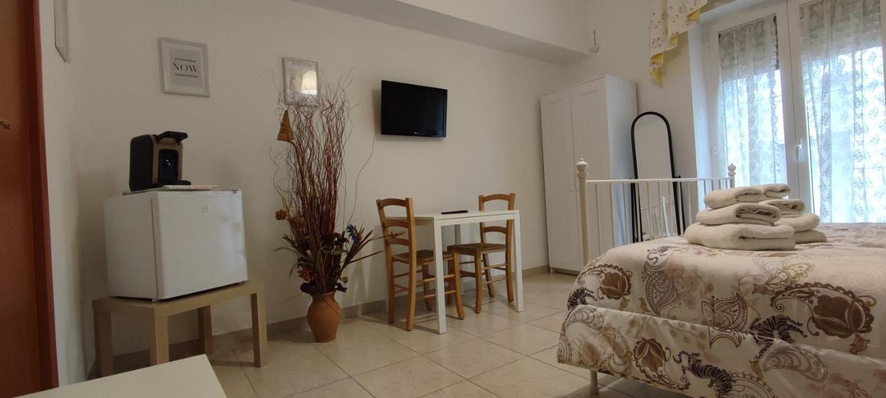 Da Vinci Affittacamere Borgo Tarente Extérieur photo